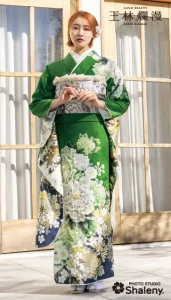 “王林爛漫”の振袖-緑|成人記念の新作振袖ご紹介 OR-325