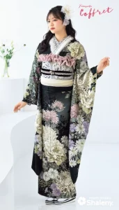 “代田萌花ちゃん”着用の振袖-黒|成人記念の新作振袖ご紹介 CF-607