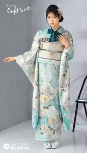 “代田萌花ちゃん”着用の振袖-水色｜成人記念の新作振袖ご紹介　CF-608
